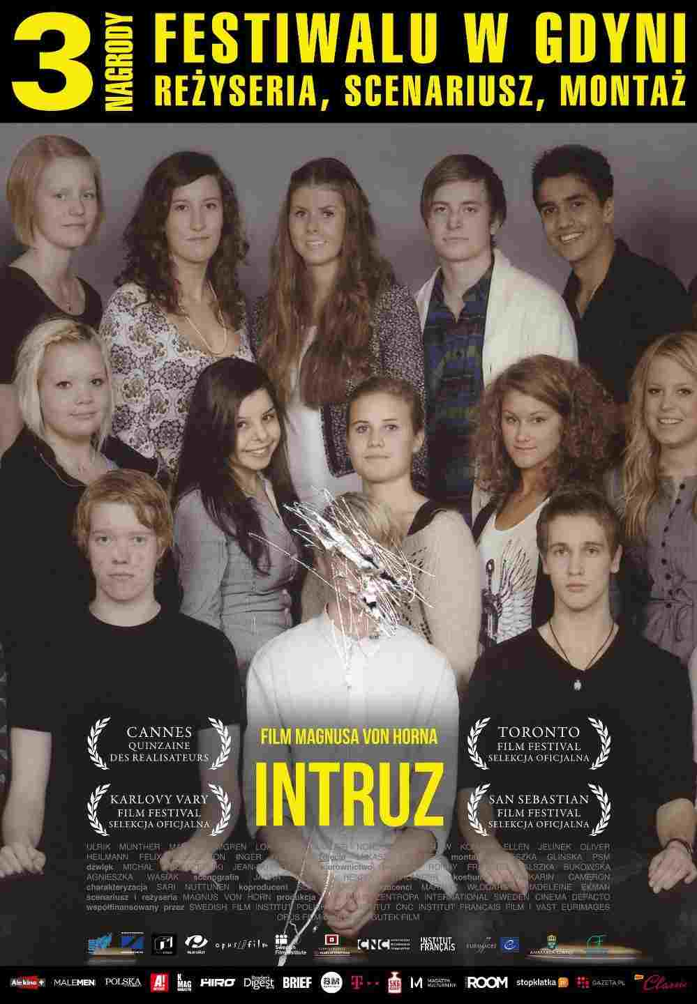  Intruz 